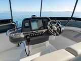 Aquila 42 Helm